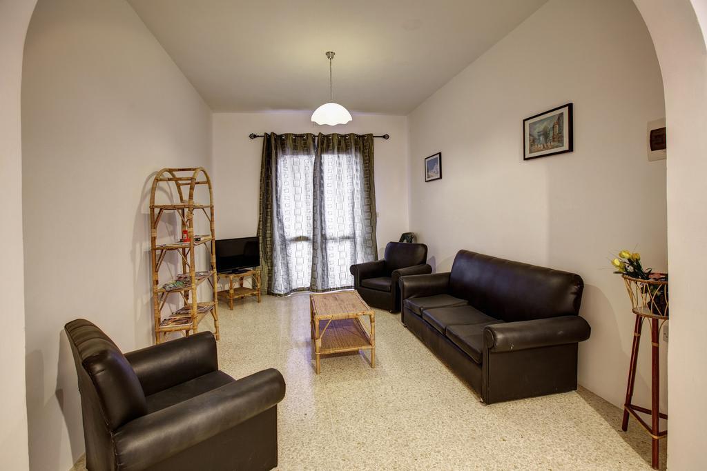 Dolphin Court Apartman Marsalforn Kültér fotó