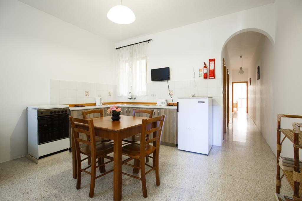 Dolphin Court Apartman Marsalforn Kültér fotó