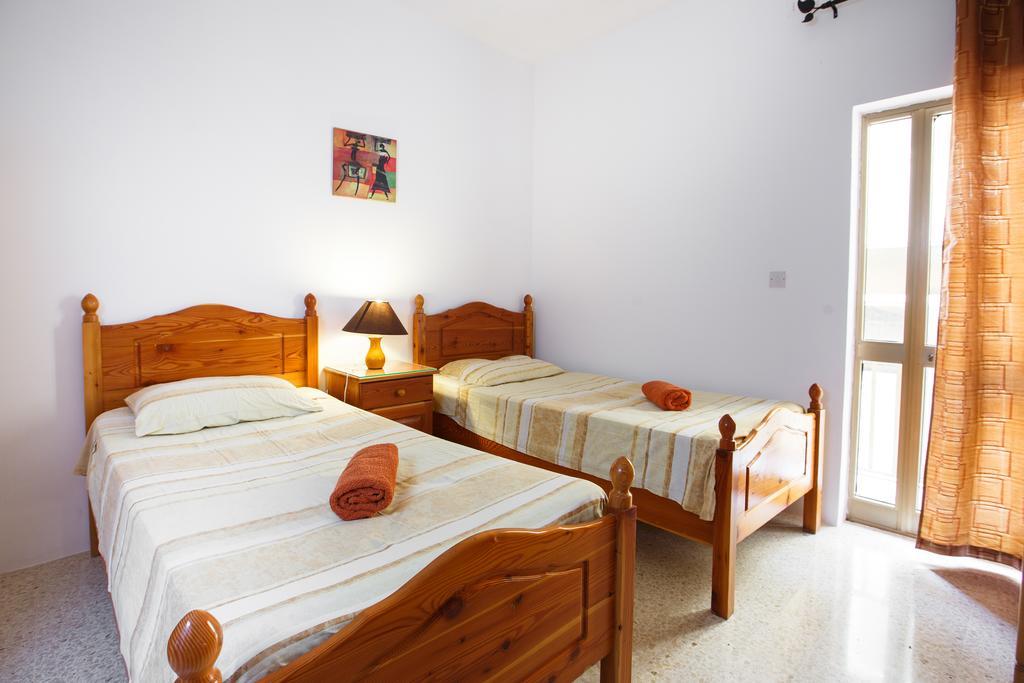 Dolphin Court Apartman Marsalforn Kültér fotó