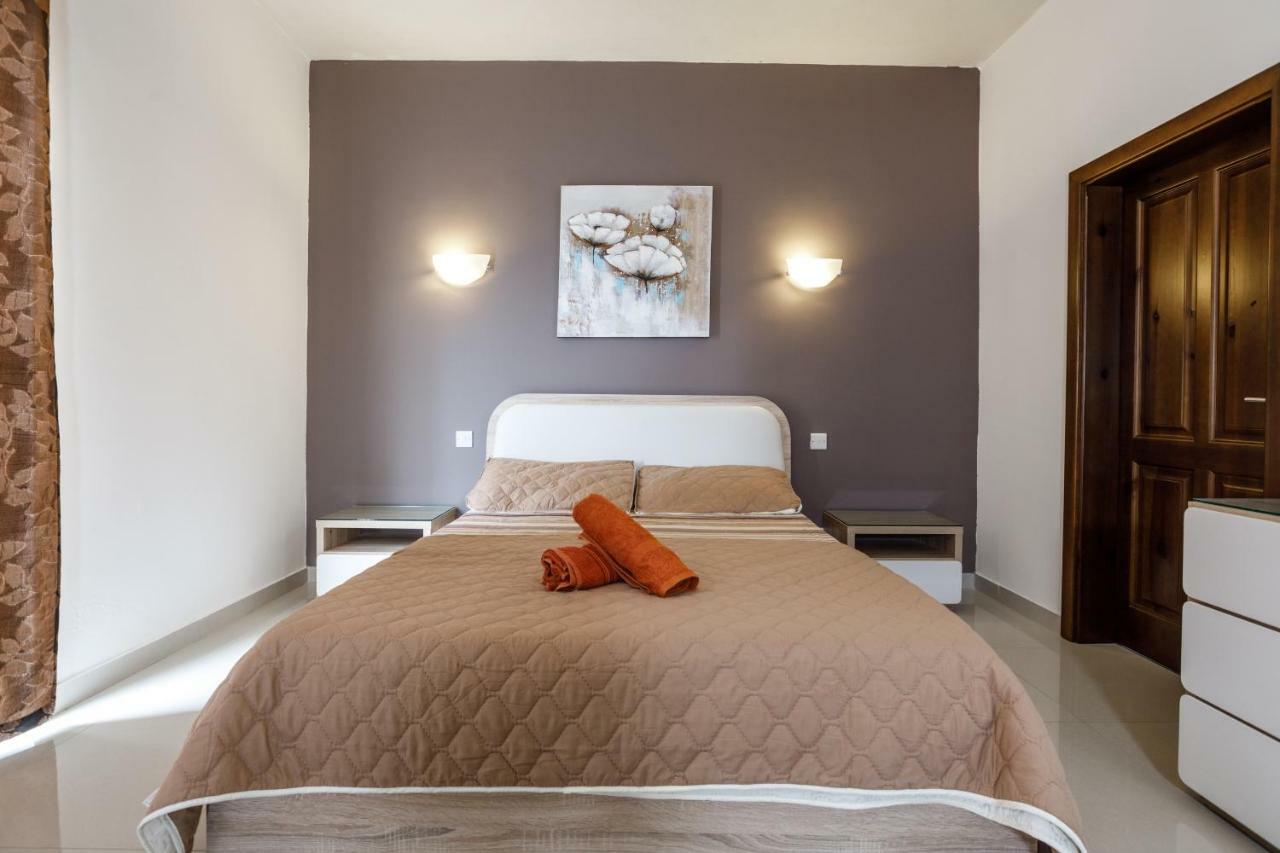 Dolphin Court Apartman Marsalforn Kültér fotó